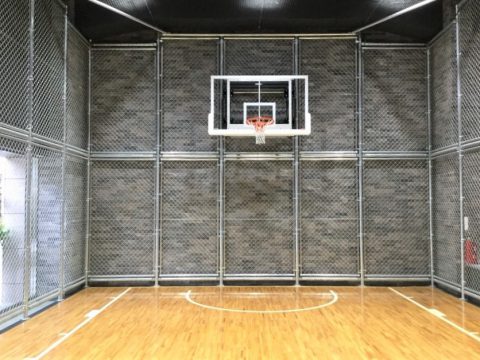 ザザシティ浜松 Mスポーツ様 室内バスケットコートのフェンス設置